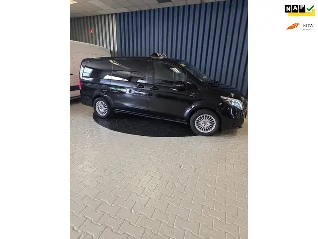 Mercedes-Benz EQV 300 L2 90 kWh 2022 Elektrisch