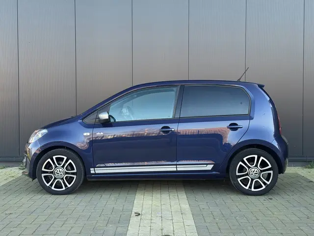 Volkswagen up! Club |5-deurs|NAVI|CRUISE|15” LM| 2015 Benzine 28