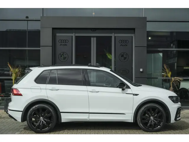 Volkswagen Tiguan 1.5 TSI R-Line Highline 2021 Benzine 6