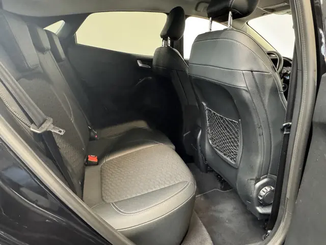 Ford Puma 1.0 EB Hyb. Tit. X 2022 Benzine 30