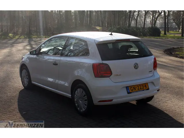 Volkswagen Polo 1.0 Easyline 2015 Benzine 2