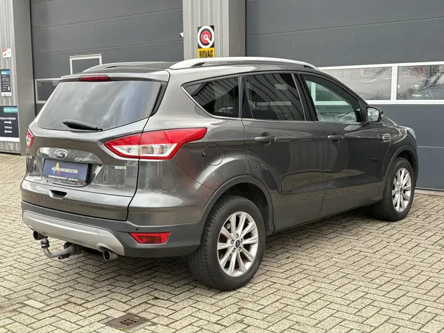 Ford Kuga 1.5 Titanium 2015 Benzine 6