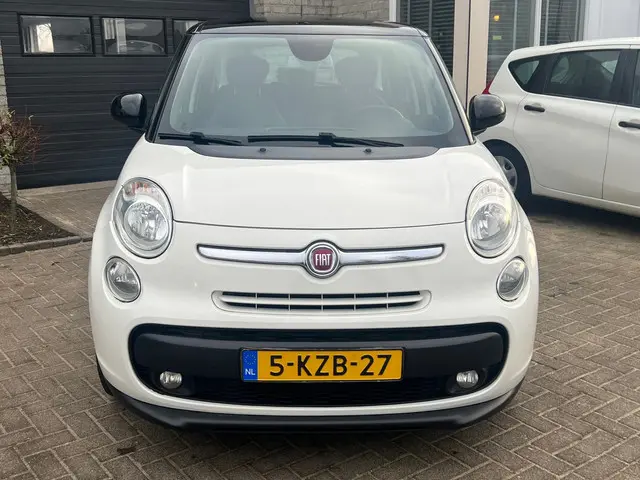 Fiat 500L 1.4-16V Lounge *Clima*Garantie* 2013 Benzine 2