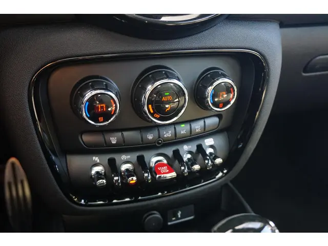 MINI Clubman Cooper S 2018 Benzine 15