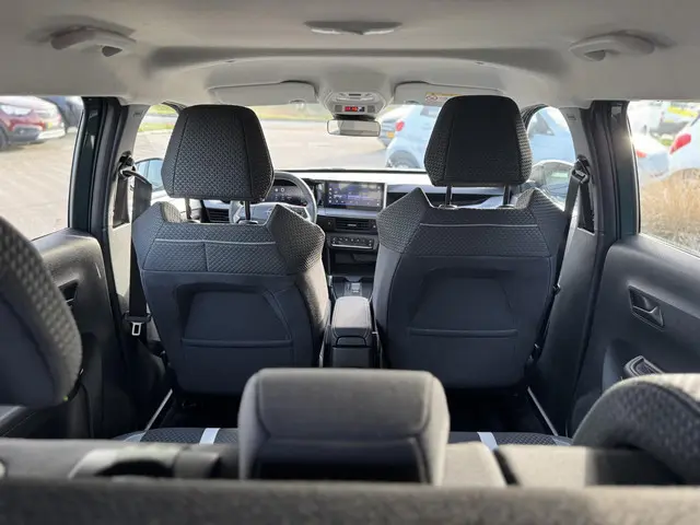 Opel Frontera 1.2 Turbo Hybrid GS 2025 Hybride Benzine 18