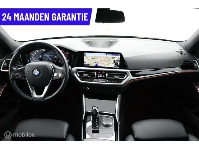 BMW 3 Serie Touring 320i High Executive 2020 Benzine 24