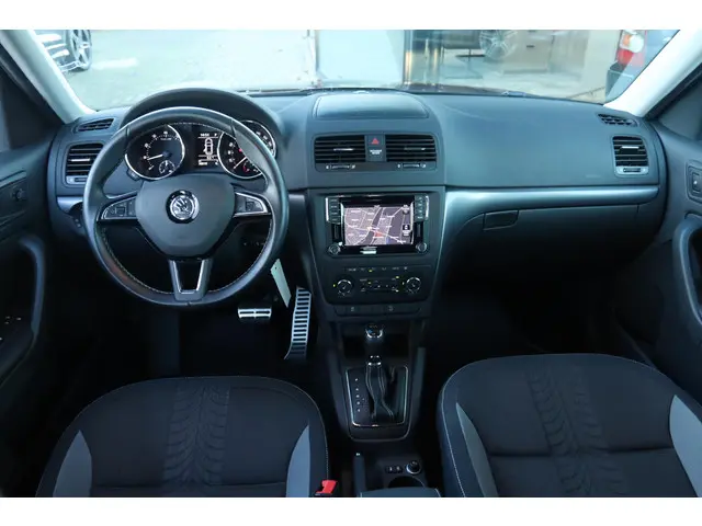 Škoda Yeti OUTDOOR 1.4 TSI AUT. ADVENTURE 2015 Benzine 13