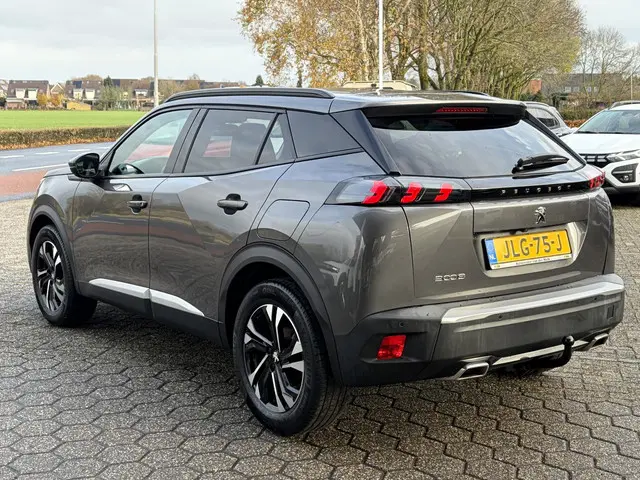 Peugeot 2008 1.2 PureTech Allure Pack 2021 Benzine 7