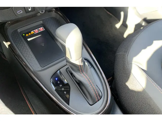 Toyota Aygo X Hybrid 115 envy 2026 Hybride Benzine 27