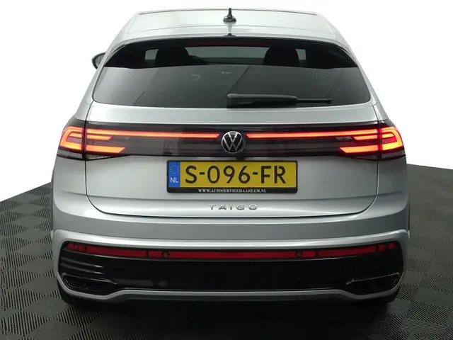Volkswagen Taigo 1.0 TSI R-Line- 2023 Benzine 35