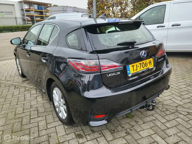 Lexus CT 200h Luxury Line 2017 Hybride Benzine 6
