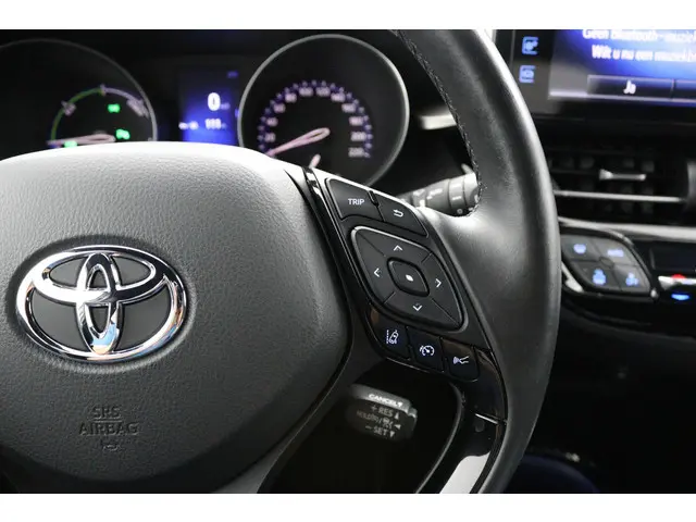 Toyota C-HR 1.8 Hybrid Style 2019 Hybride Benzine 21