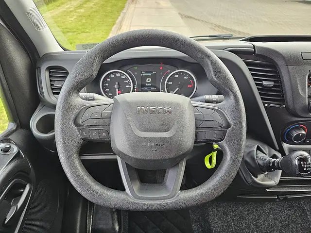 Iveco Daily 35C16 2022 Diesel 11