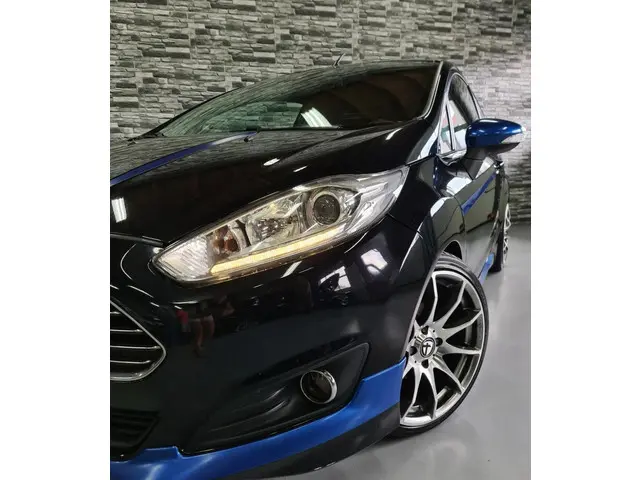 Ford Fiesta 1.0 EcoBoost Sport 2013 Benzine 32