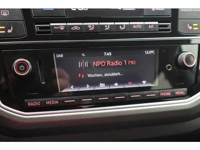 Volkswagen up! 1.0 BMT high up! 2019 Benzine 5