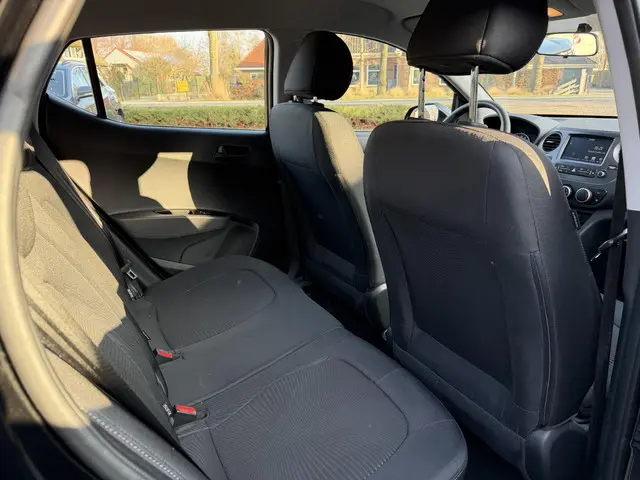 Hyundai i10 1.0i Comfort 2018 Benzine 7