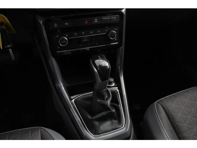 Volkswagen T-Cross 1.0 TSI 110pk DSG Style 2021 Benzine 16