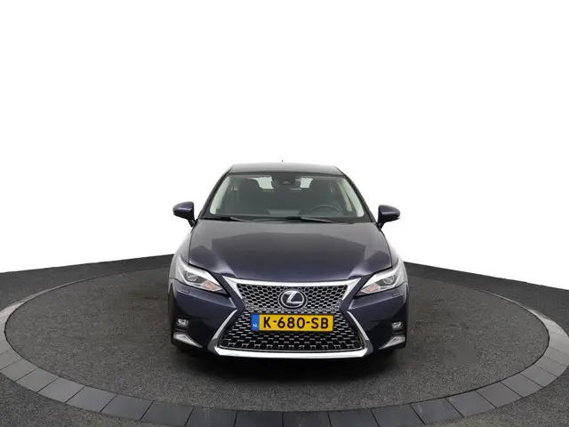 Lexus CT 200h Ultimate Edition 2021 Hybride Benzine 16