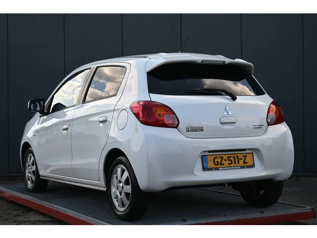 Mitsubishi Space Star 1.0 Bright 2015 Benzine 6