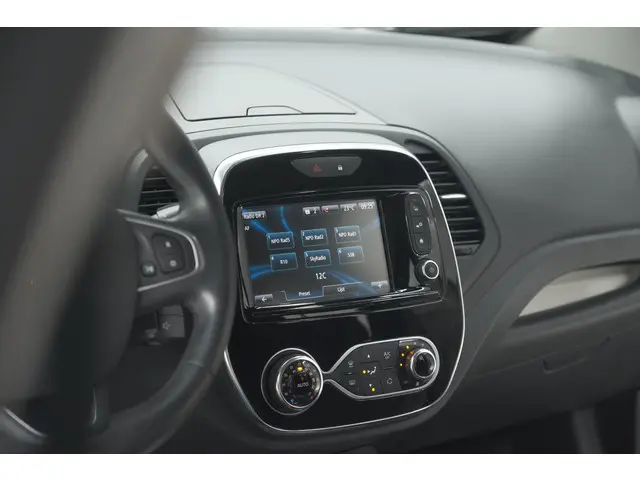Renault Captur TCe 90 Intens 2017 Benzine 45