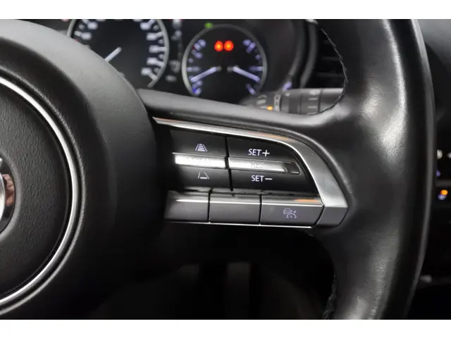 Mazda CX-30 2.0 X 180pk Automaat Luxury 2019 Benzine 20