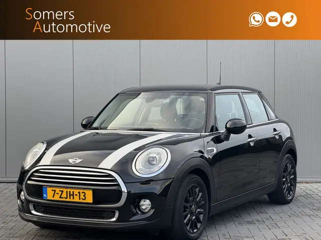 MINI 5-Deurs Cooper 1.5 Salt 2015 Benzine