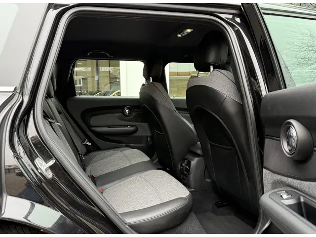 MINI Clubman 1.5 D Business Edition 2018 Diesel 32