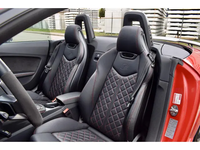 Audi TTS Roadster Quattro Competition 2021 Benzine 13