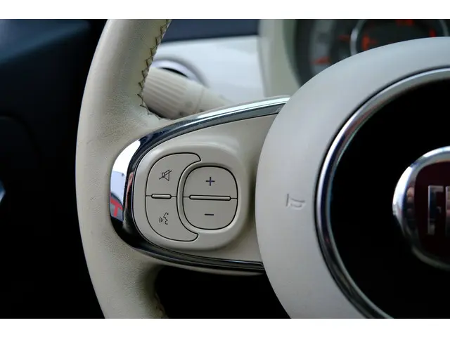 Fiat 500 1.2 Lounge Pano|Navi|DAB|LMV 2016 Benzine 22