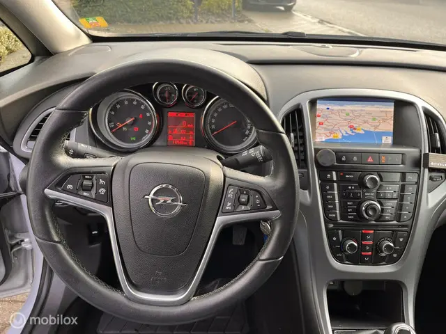 Opel Astra 1.4 Turbo Business + 2014 Benzine 10