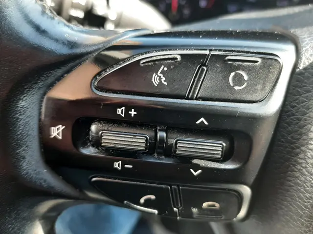 Kia Stonic 1.0 T-GDi DynamicLine 2019 Benzine 12