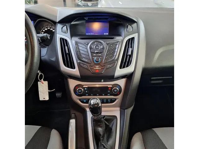 Ford Focus 1.0 EcoBoost 2012 Benzine 7