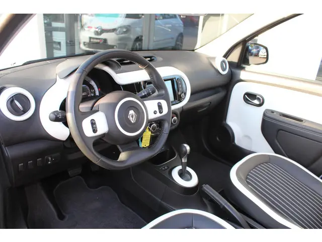 Renault Twingo 0.9 TCe Intens 90 pk EDC 2020 Benzine 3