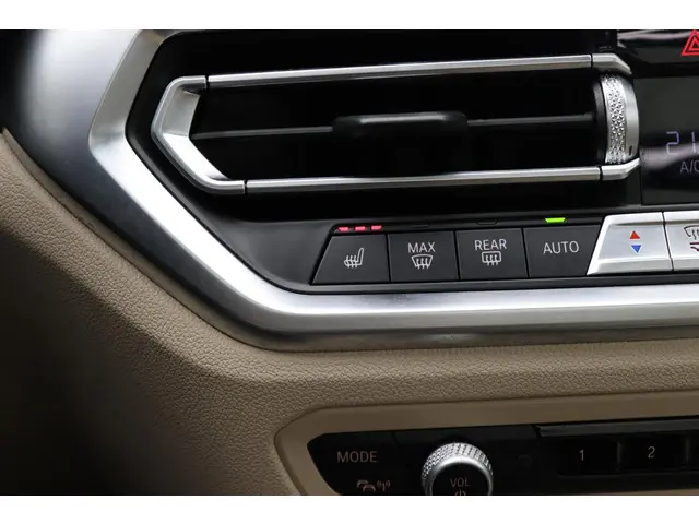 BMW 3 Serie Touring 320e 2021 Hybride Benzine 19