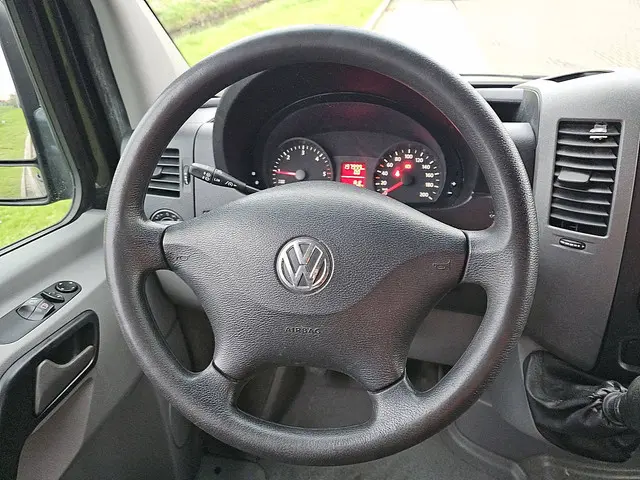 Volkswagen Crafter 35 2.0 2016 Diesel 11