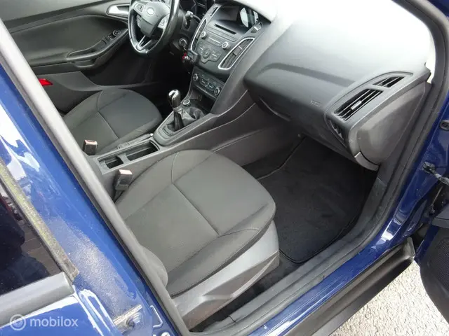 Ford Focus Wagon 1.0 Trend 2017 Benzine 9