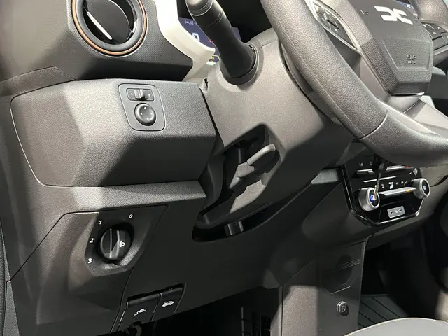 Dacia Spring Extreme 65 26.8 kWh 2025 Elektrisch 31