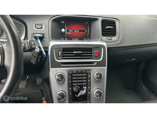 Volvo V60 2.0 T3 Momentum 2017 Benzine