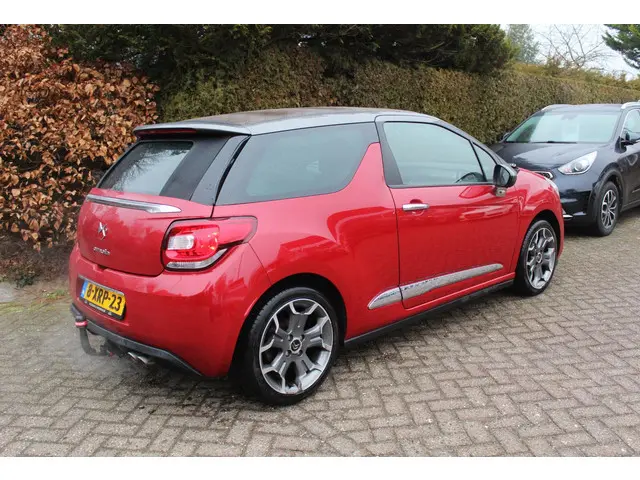 Citroën DS3 Cabrio 1.6 THP Sport Chic 2013 Benzine 17