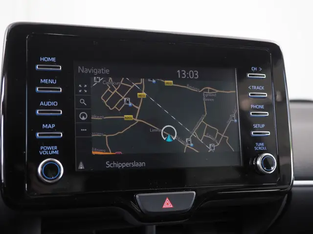 Toyota Yaris 1.5 Hybrid Dynamic 2021 Hybride Benzine 27