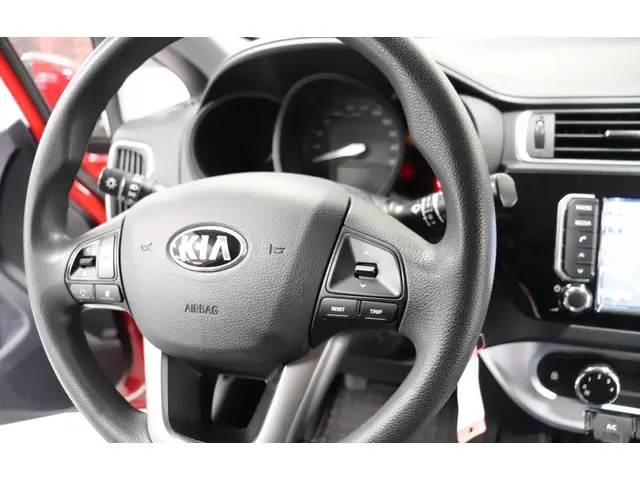 Kia Rio 1.2 CVVT ComfortLine 2017 Benzine 15