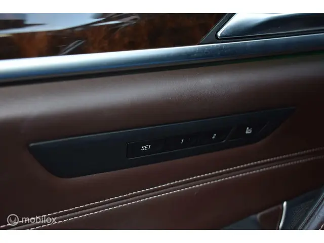BMW 5 Serie 530i High Executive 2018 Benzine 26