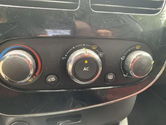 Renault Clio 0.9 TCe ECO Collection 2012 Benzine