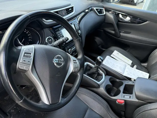 Nissan QASHQAI 1.2 Tekna 2014 Benzine 21