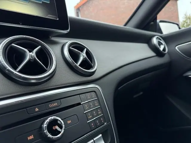 Mercedes-Benz CLA 180/AUTOMAAT/NAV/XEN/LED/HLEER 2017 Benzine 22