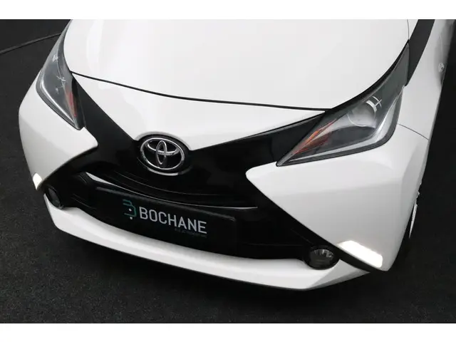 Toyota Aygo 1.0 VVT-i x-wave 2016 Benzine 31