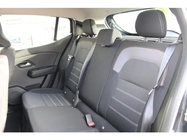 Dacia Sandero Stepway 1.0 TCe 90 Comfort 2022 Benzine 8