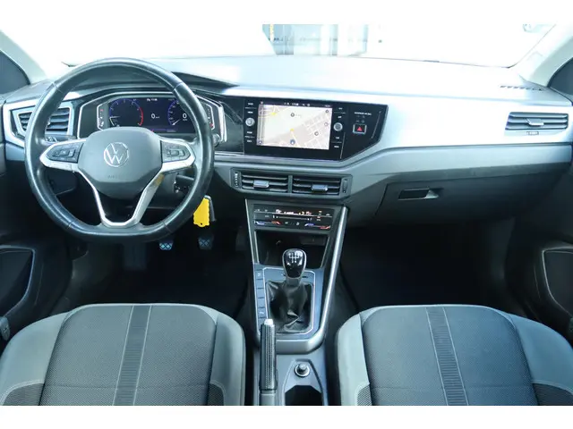 Volkswagen Polo 1.0 TSI STYLE 2022 Benzine 16