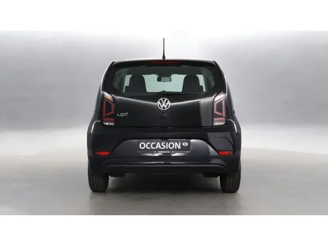 Volkswagen up! 1.0 BMT 60pk Move up! 2020 Benzine 8
