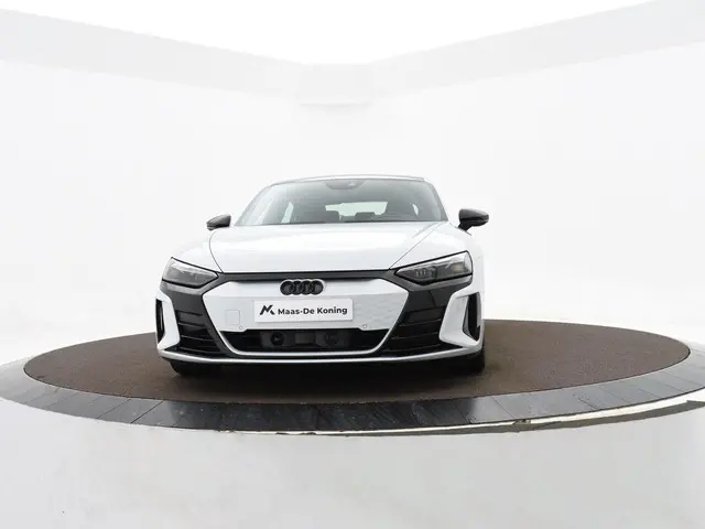 Audi e-tron GT 2
